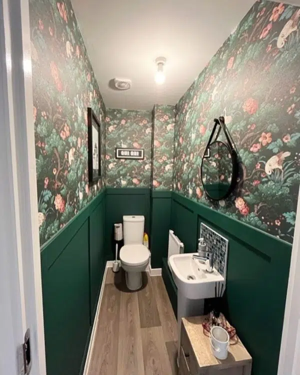 Bathroom panelling